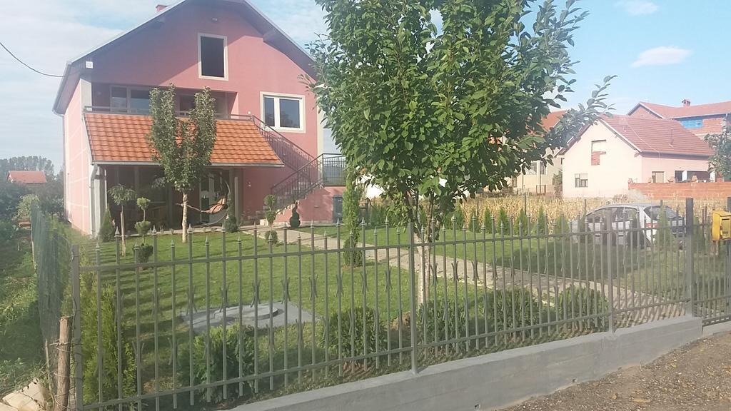 Apartments "Predah Kod Baraca" Ni Екстериор снимка