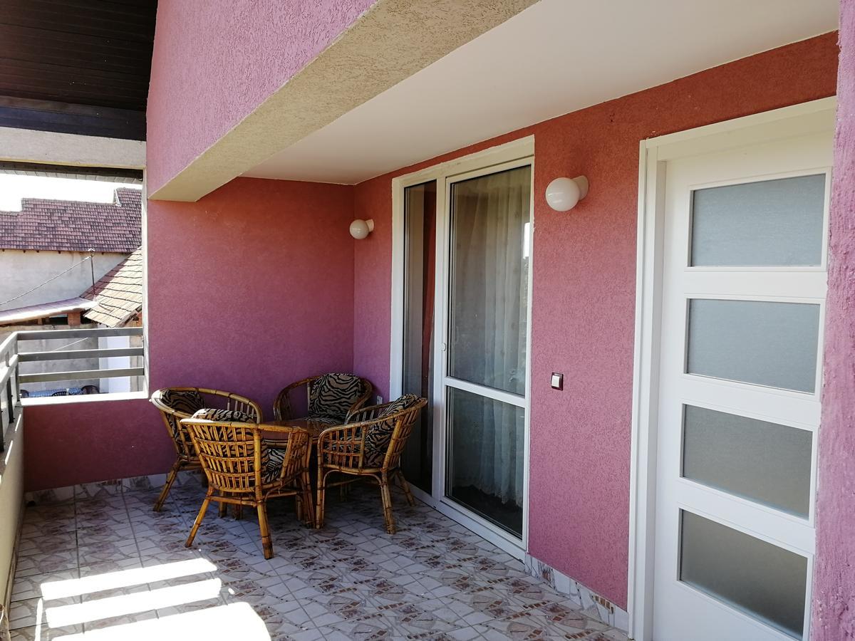 Apartments "Predah Kod Baraca" Ni Екстериор снимка